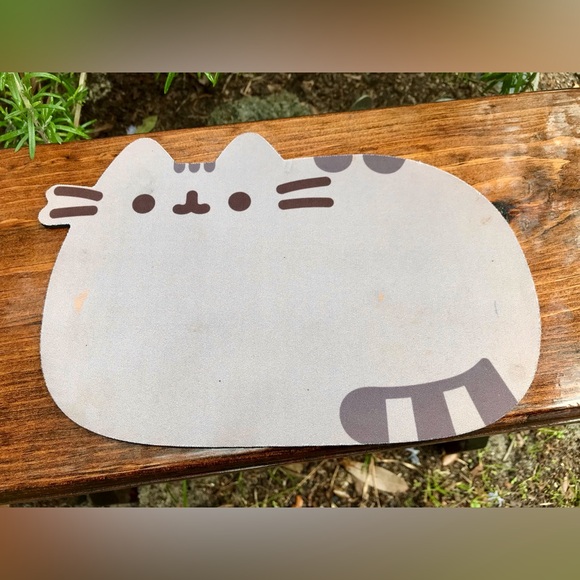 PUSHEEN Cat Preowned Mousepad New Passport Wallet Vinyl Figure Subscription Box - Picture 8 of 9